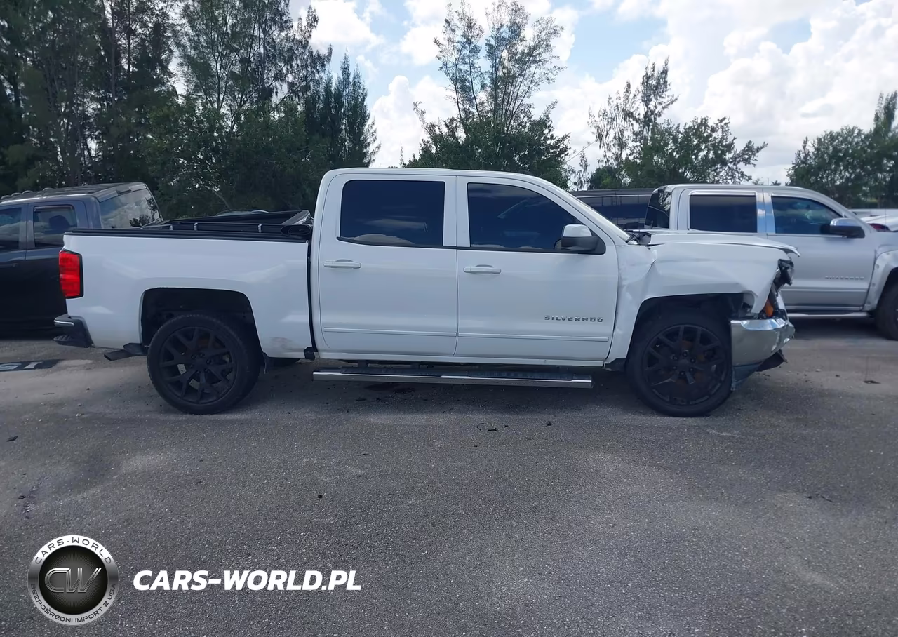 2018 Chevrolet Silverado 1500 1Lt VIN:3GCPCREC9JG536326 - 13