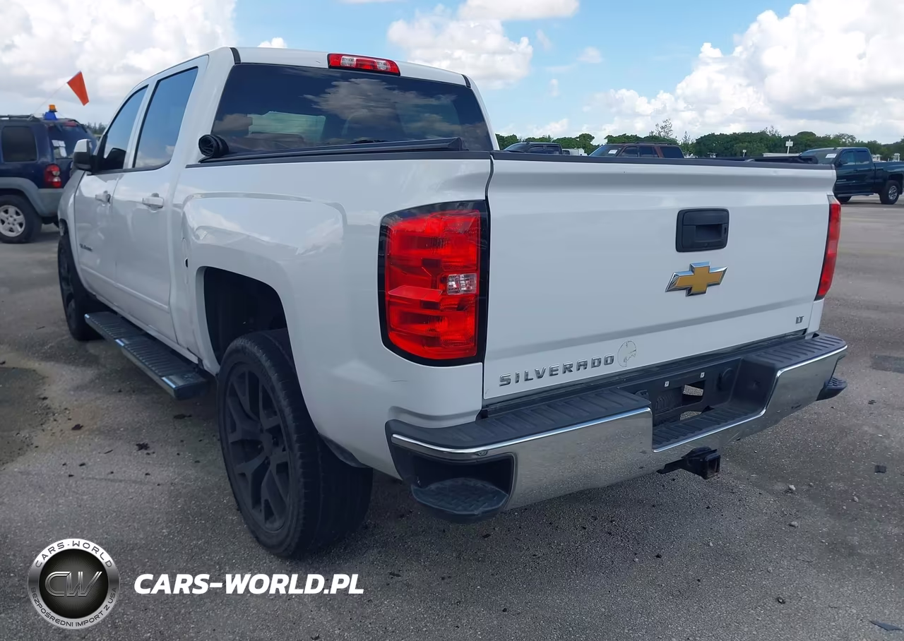 2018 Chevrolet Silverado 1500 1Lt VIN:3GCPCREC9JG536326 - 3