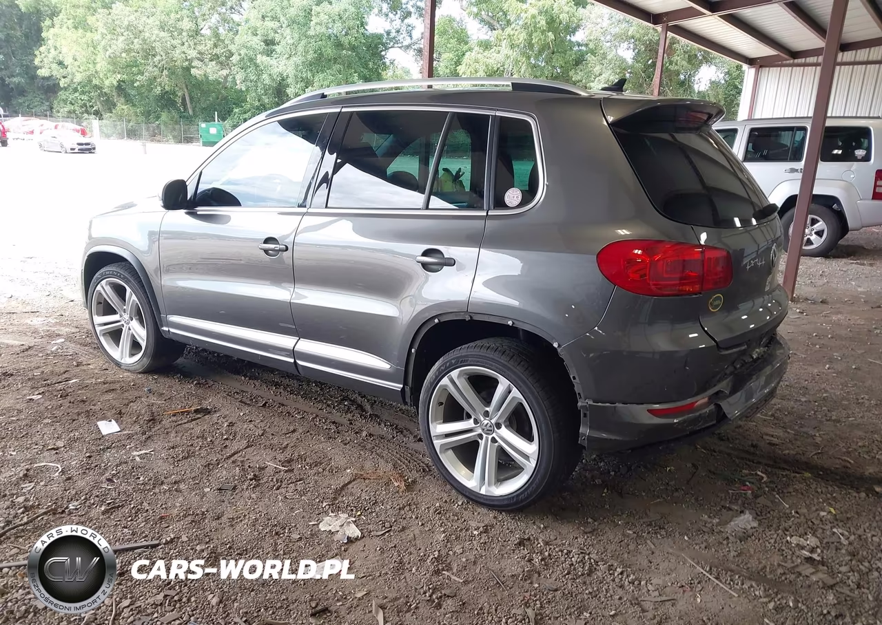 2016 Volkswagen Tiguan R-Line-S-Se-Sel VIN:WVGAV7AX1GW045798 - 3