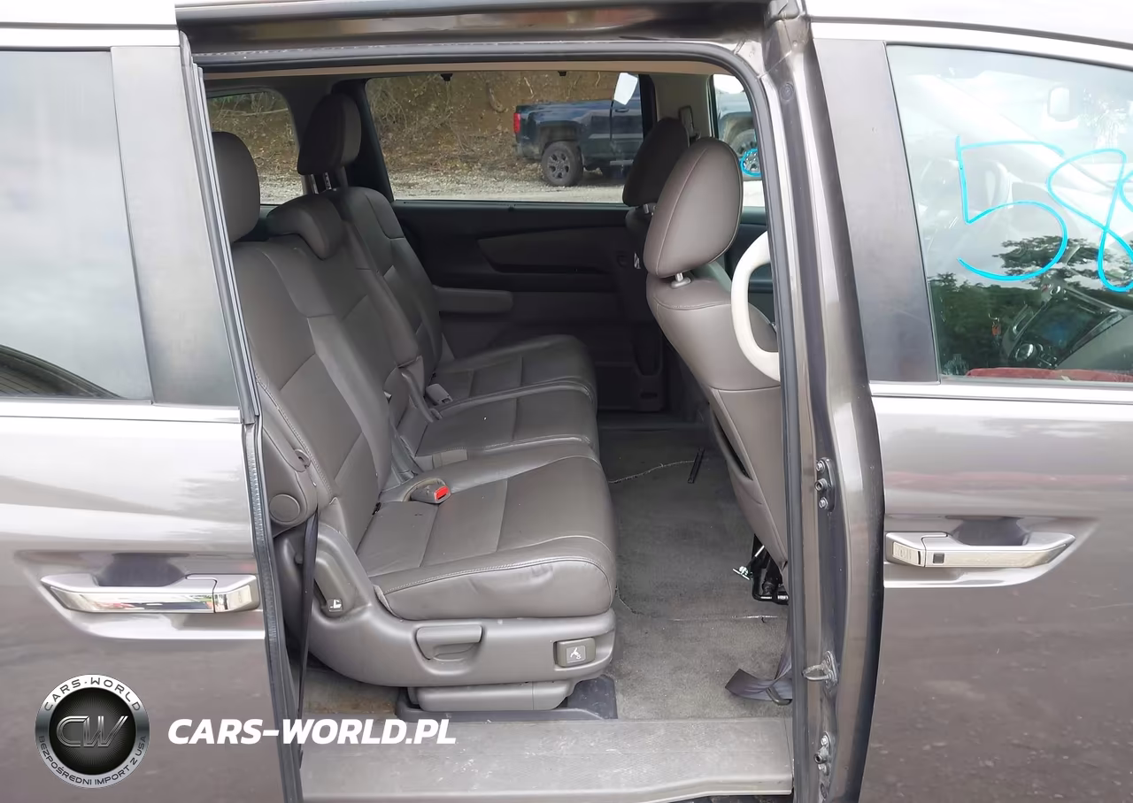 2015 Honda Odyssey Ex-L VIN:5FNRL5H61FB022636 - 8