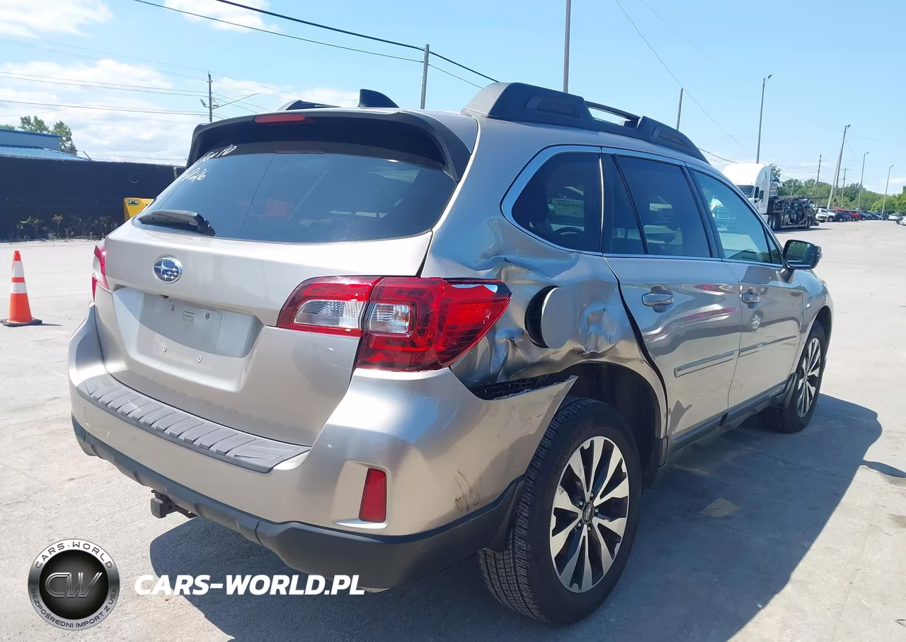 2016 Subaru Outback 3.6R Limited VIN:4S4BSENCXG3334804 - 4