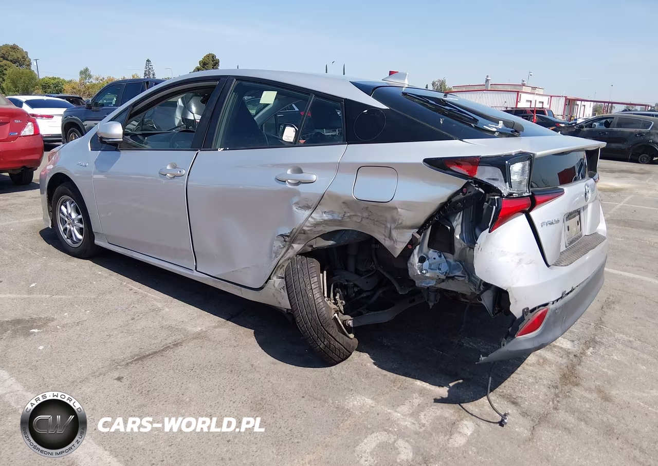 2019 Toyota Prius Le VIN:JTDKARFU3K3092713 - 3