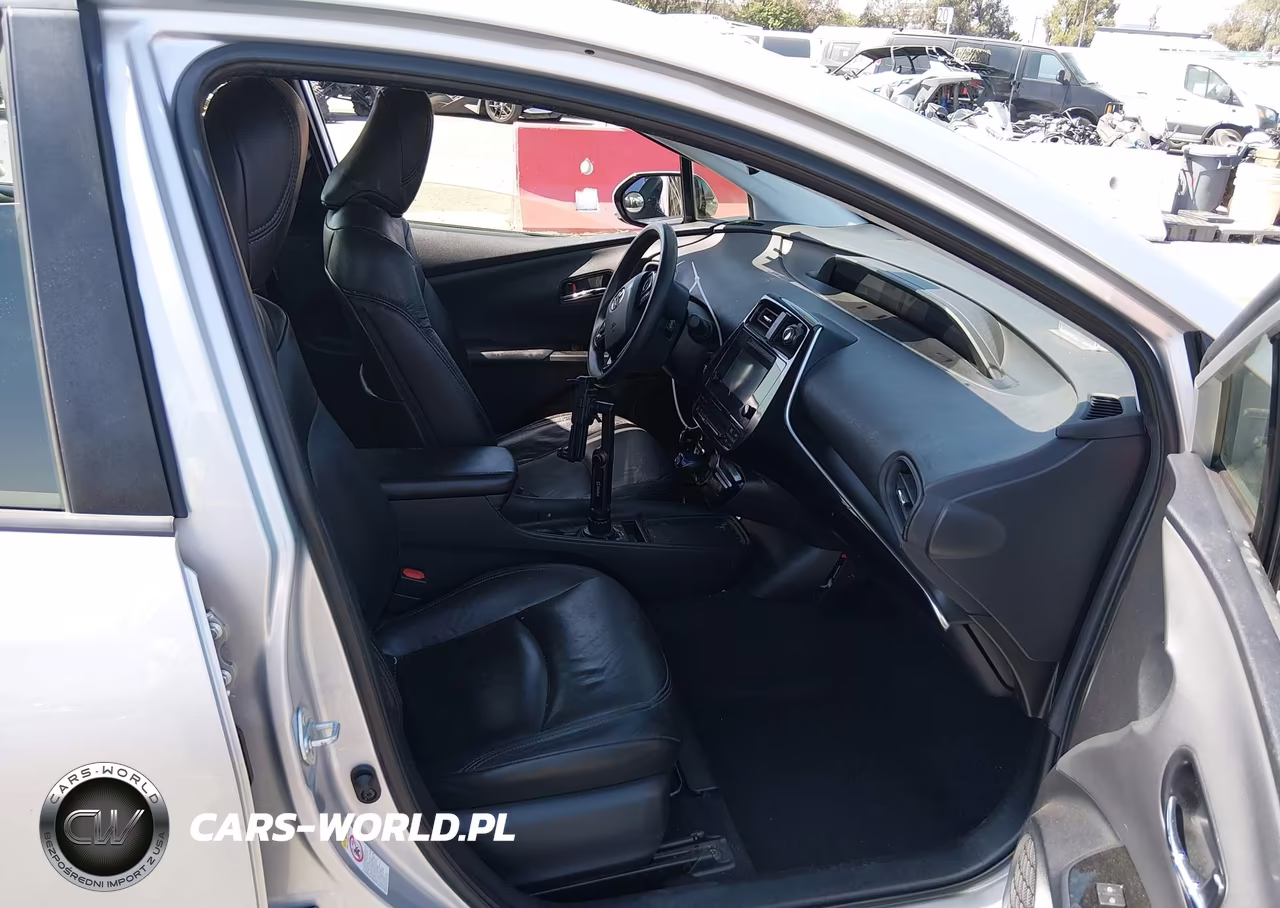 2019 Toyota Prius Le VIN:JTDKARFU3K3092713 - 5