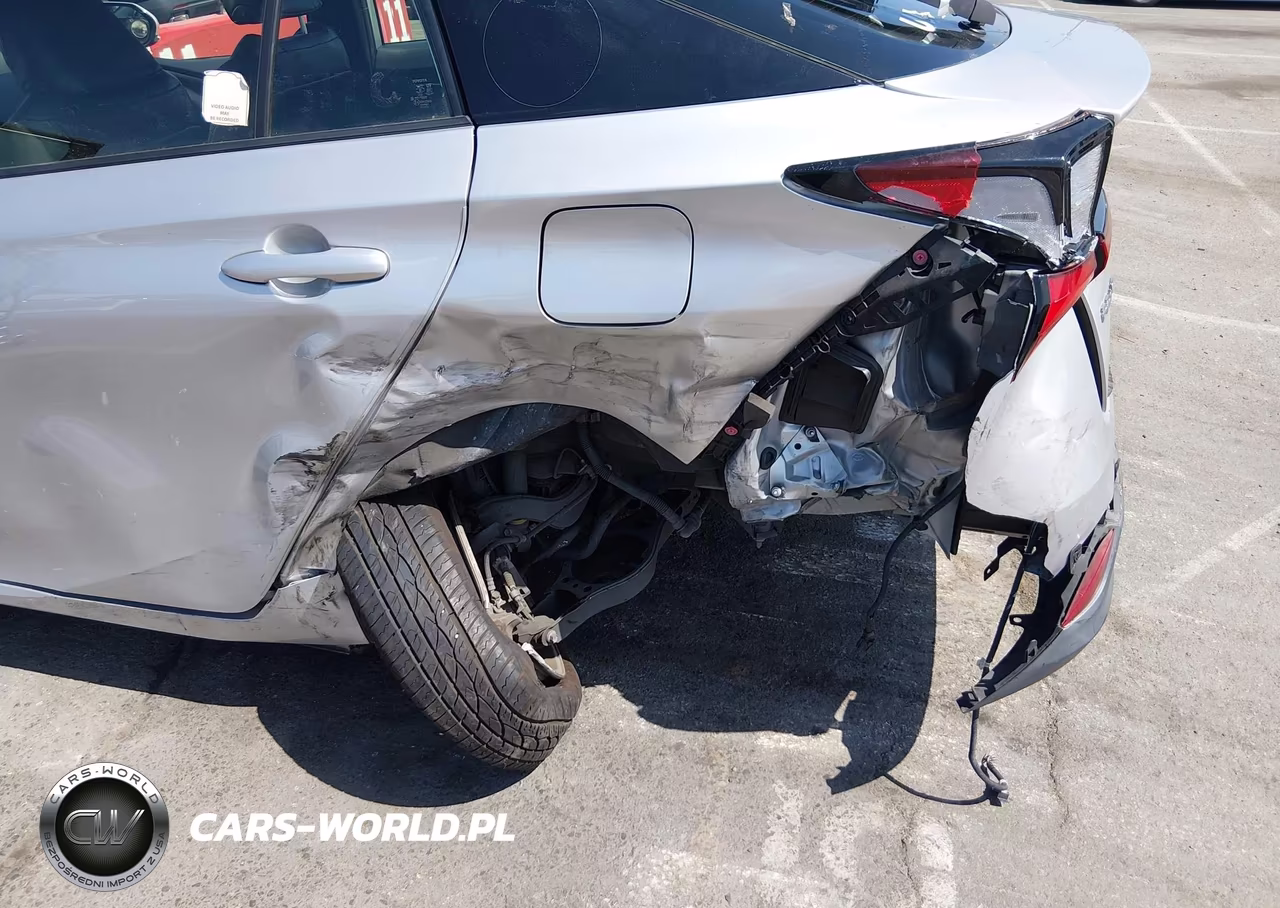 2019 Toyota Prius Le VIN:JTDKARFU3K3092713 - 6