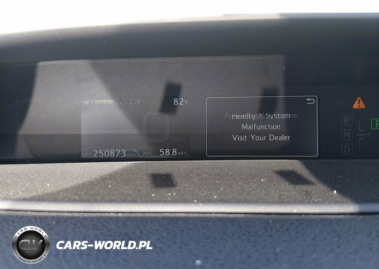 2019 Toyota Prius Le VIN:JTDKARFU3K3092713 - 7