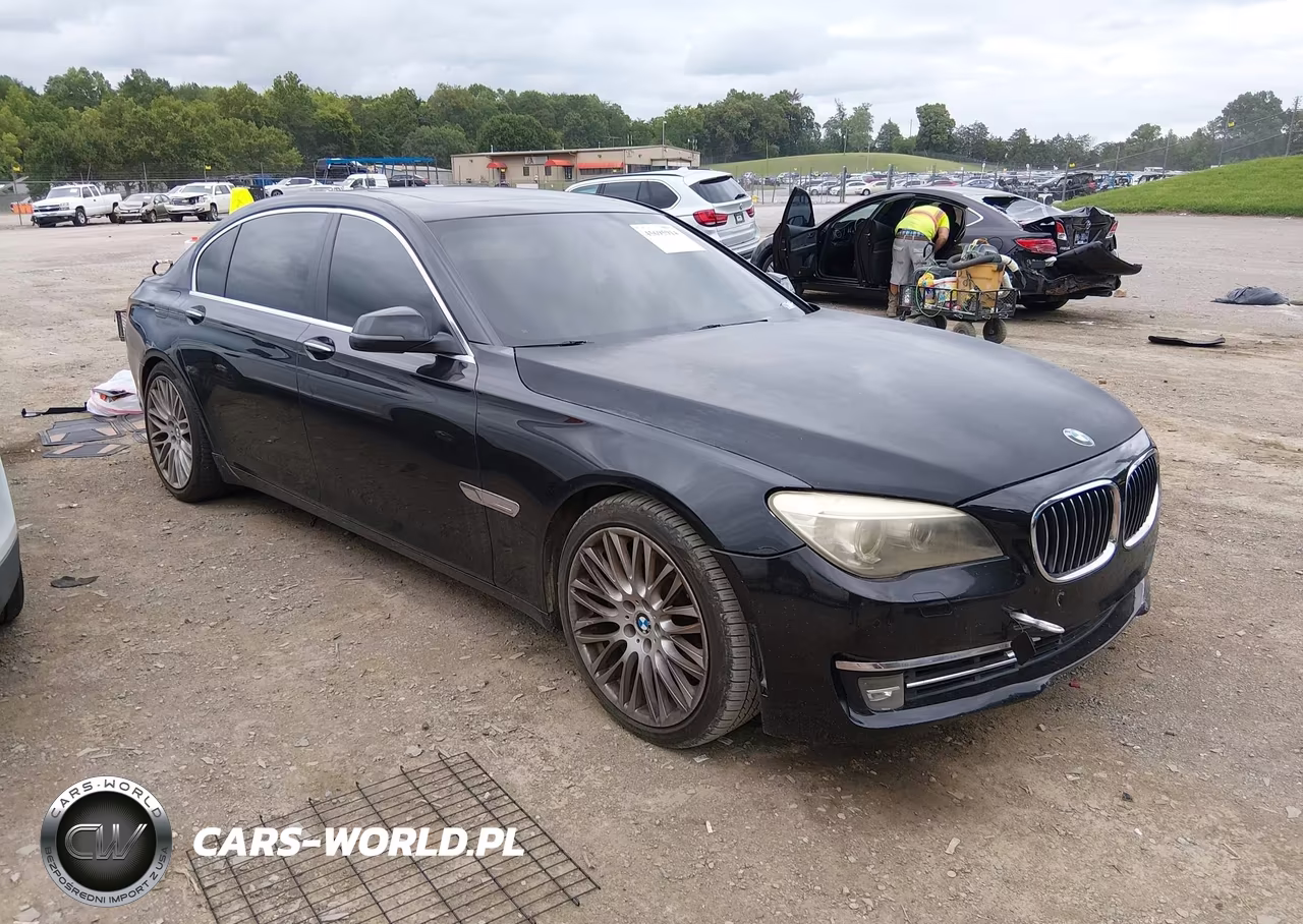 2013 BMW 750Li xDrive VIN:WBAYF8C54DDE59358 - 1