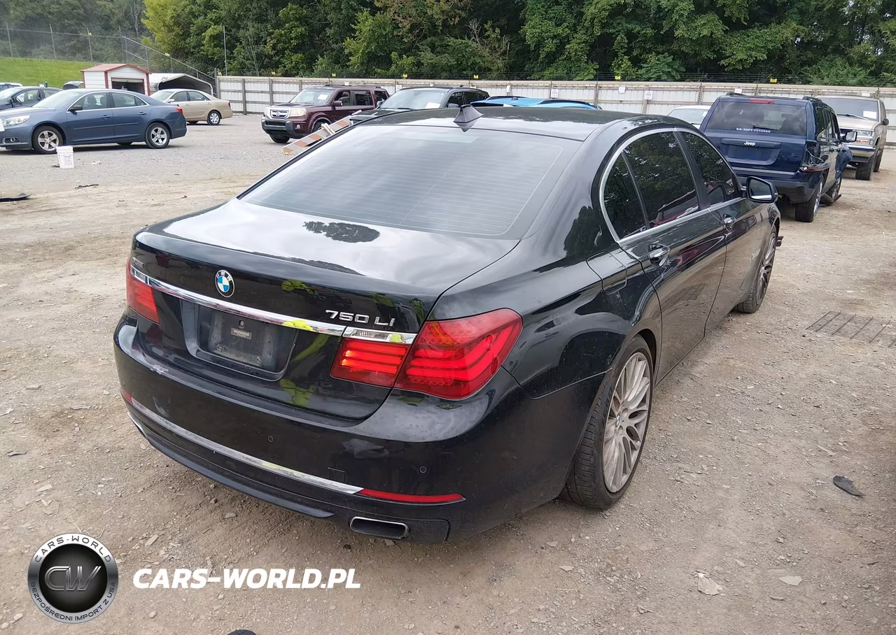 2013 BMW 750Li xDrive VIN:WBAYF8C54DDE59358 - 4