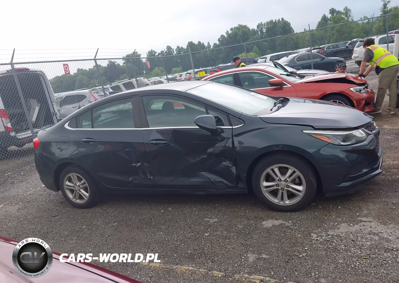 2017 Chevrolet Cruze Lt Auto VIN:1G1BE5SM3H7160327 - 13