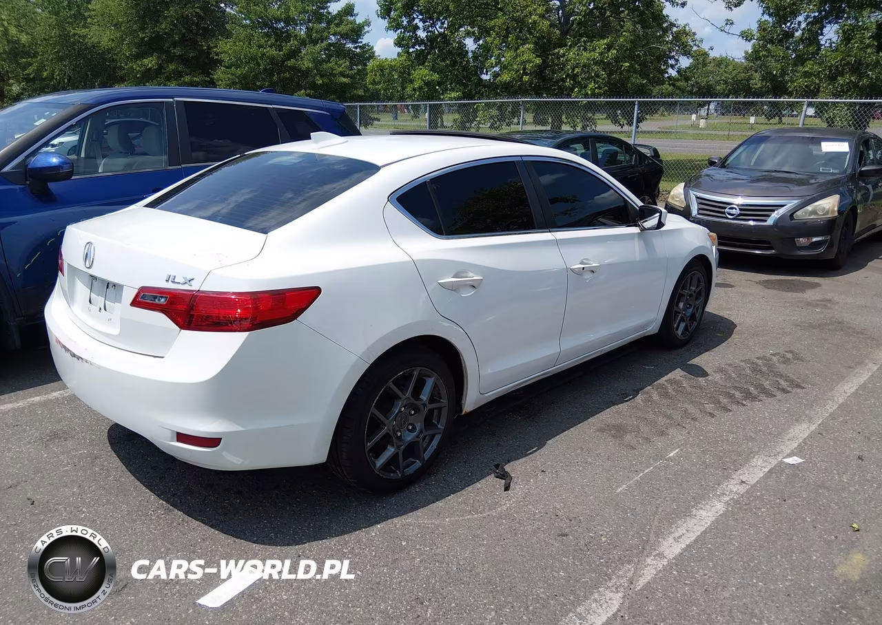 2013 Acura Ilx 2.0L VIN:19VDE1F75DE009795 - 4