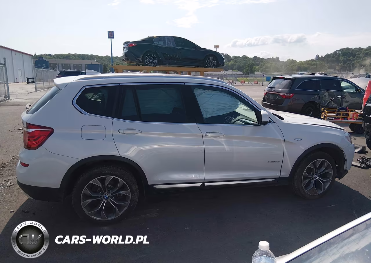 2015 BMW X3 xDrive28I VIN:5UXWX9C54F0D62389 - 14