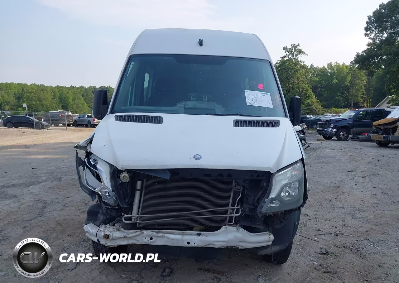 2015 Mercedes-Benz Sprinter 3500 High Roof VIN:WD3PF4CC1FP120930 - 13