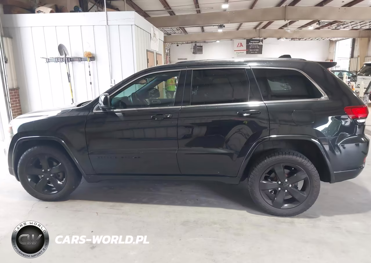 2015 Jeep Grand Cherokee Altitude VIN:1C4RJFAG7FC775390 - 14