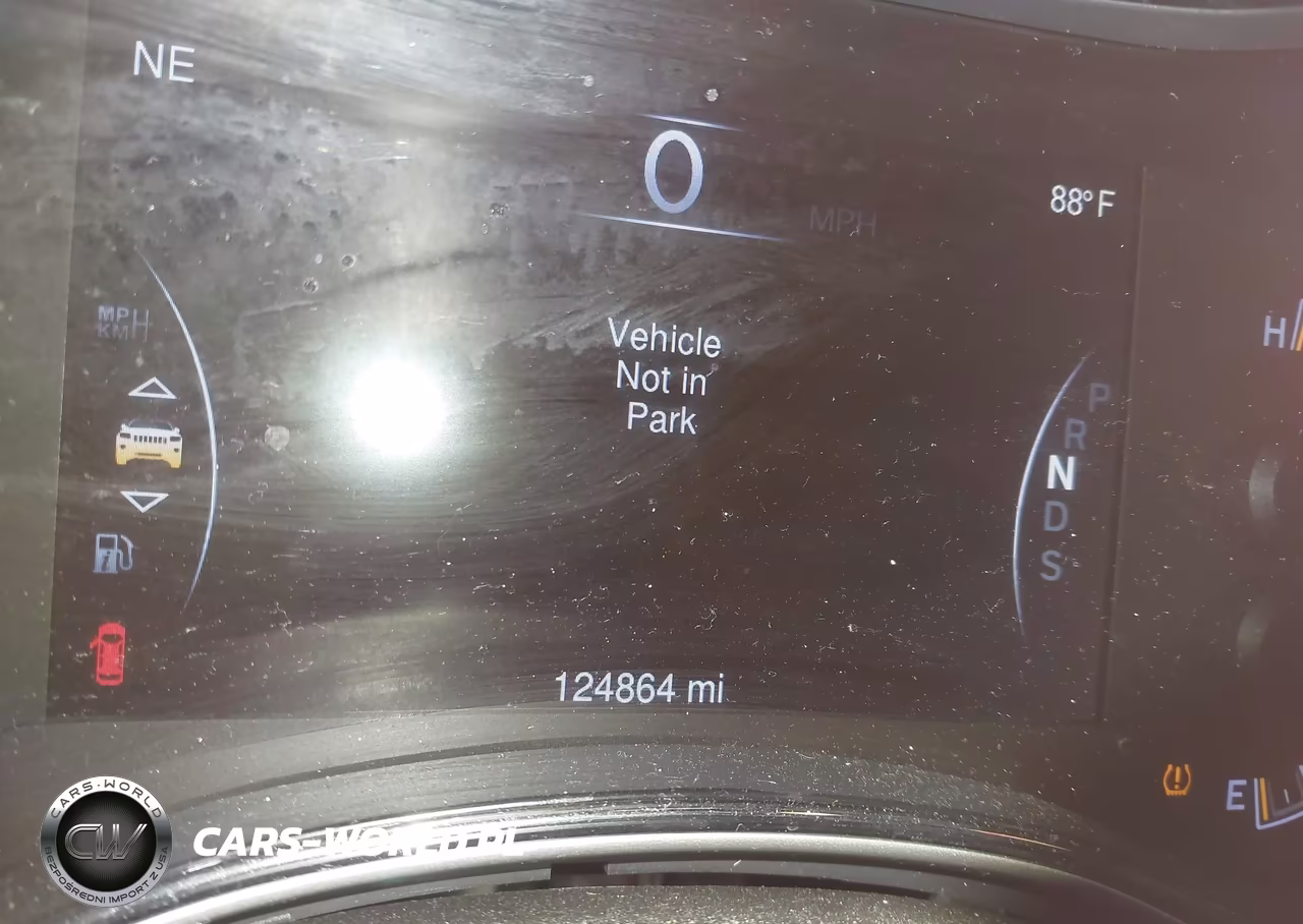 2015 Jeep Grand Cherokee Altitude VIN:1C4RJFAG7FC775390 - 15