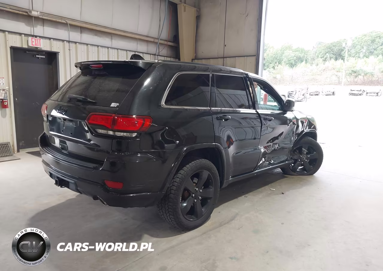2015 Jeep Grand Cherokee Altitude VIN:1C4RJFAG7FC775390 - 4