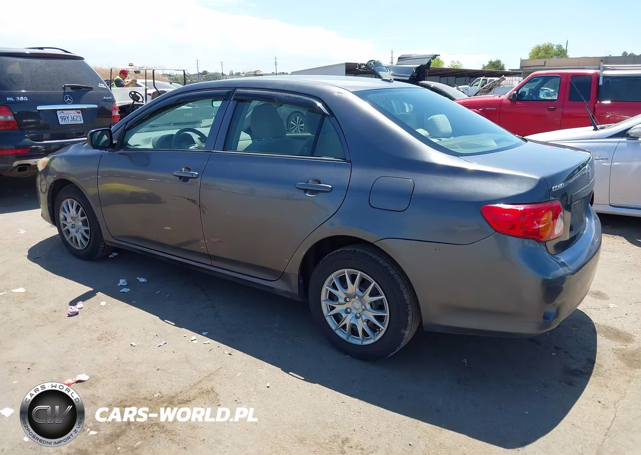 2010 Toyota Corolla Le VIN:JTDBU4EE5AJ059890 - 3