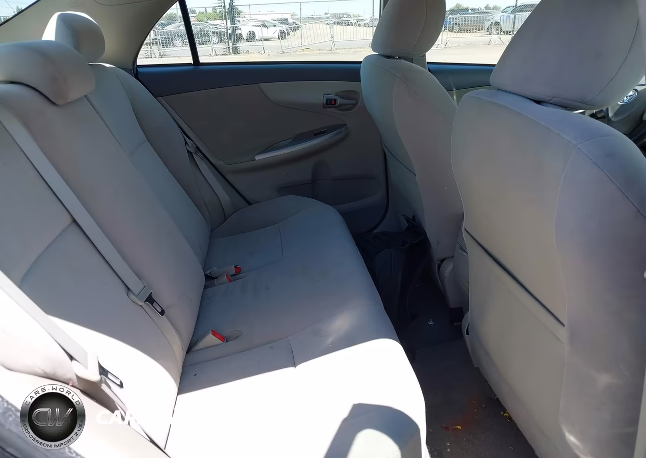 2010 Toyota Corolla Le VIN:JTDBU4EE5AJ059890 - 8