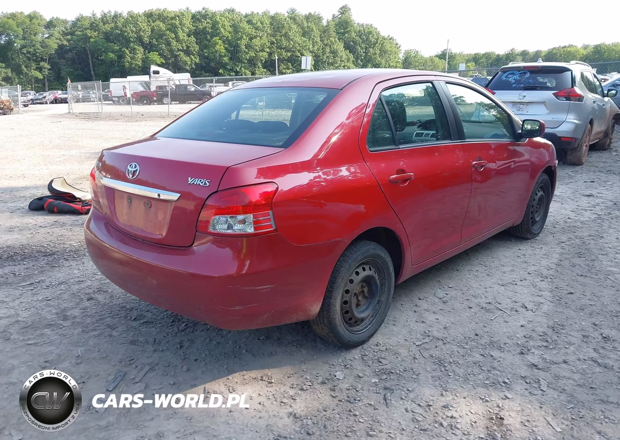 2007 Toyota Yaris VIN:JTDBT923X71102664 - 4