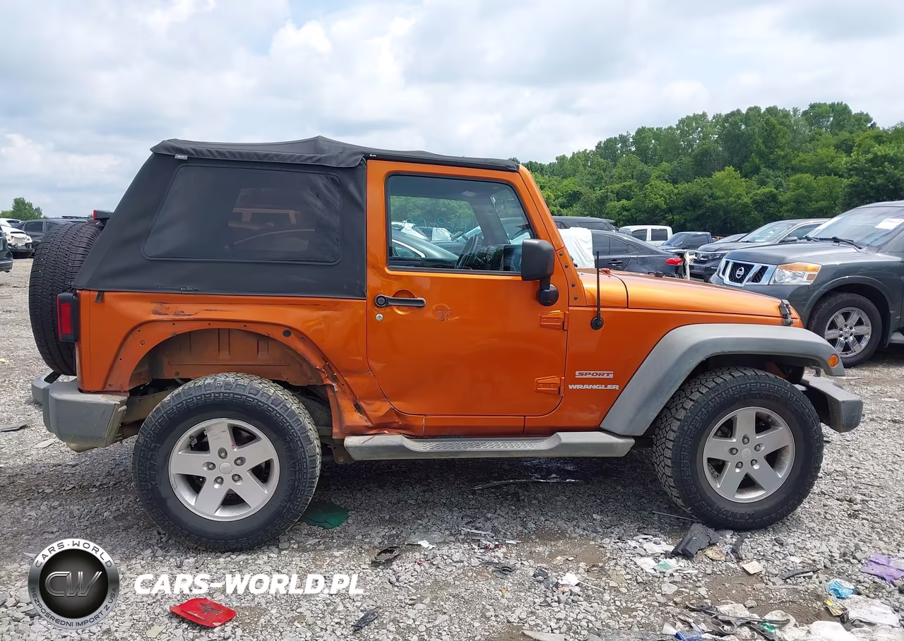 2011 Jeep Wrangler Sport VIN:1J4GA2D10BL620255 - 14