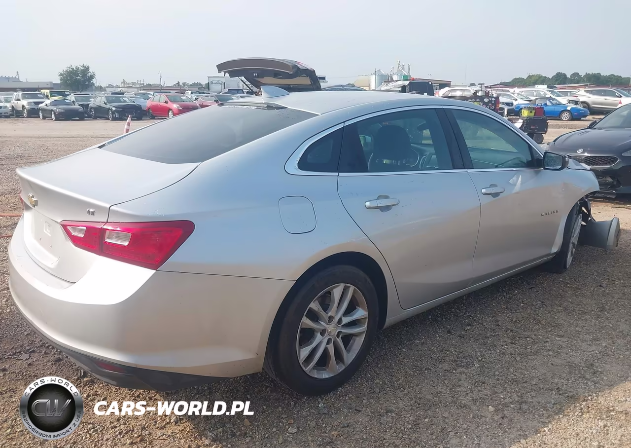 2018 Chevrolet Malibu Lt VIN:1G1ZD5ST8JF249749 - 4