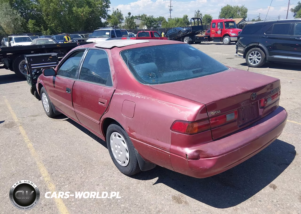 1998 Toyota Camry Ce VIN:4T1BG22K8WU261694 - 3