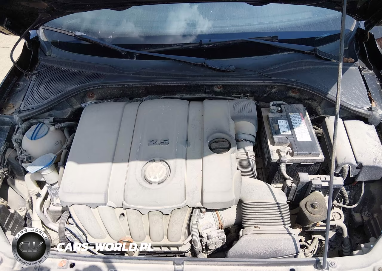 2012 Volkswagen Passat 2.5L S VIN:1VWAP7A33CC042227 - 10