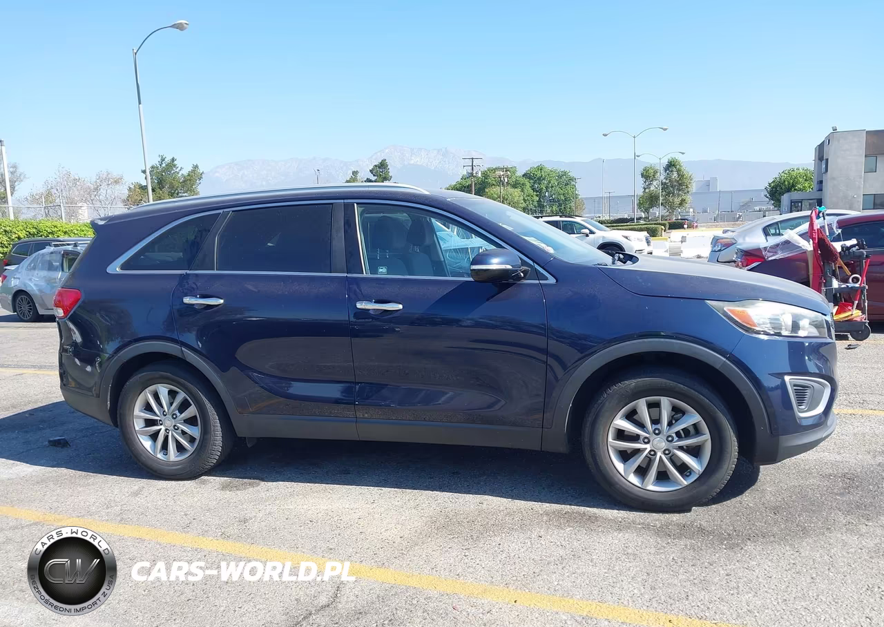 2018 Kia Sorento 2.4L Lx VIN:5XYPG4A39JG346277 - 14