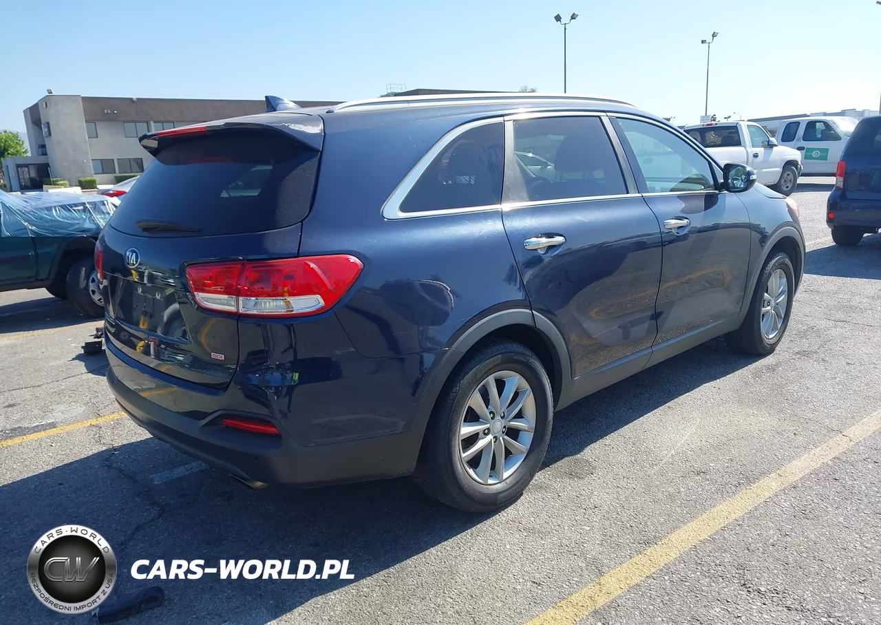 2018 Kia Sorento 2.4L Lx VIN:5XYPG4A39JG346277 - 4