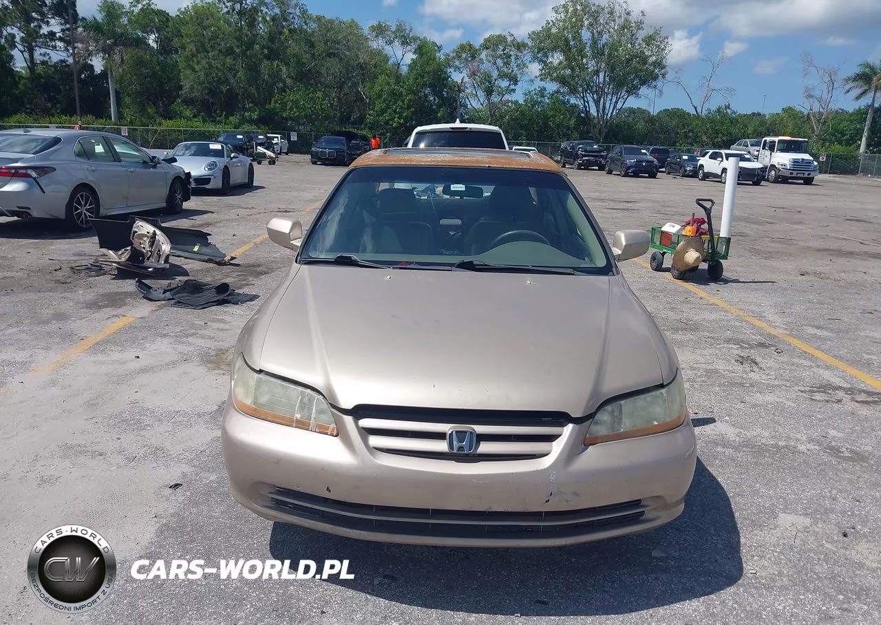 2002 Honda Accord 3.0 Ex VIN:1HGCG16592A062884 - 13