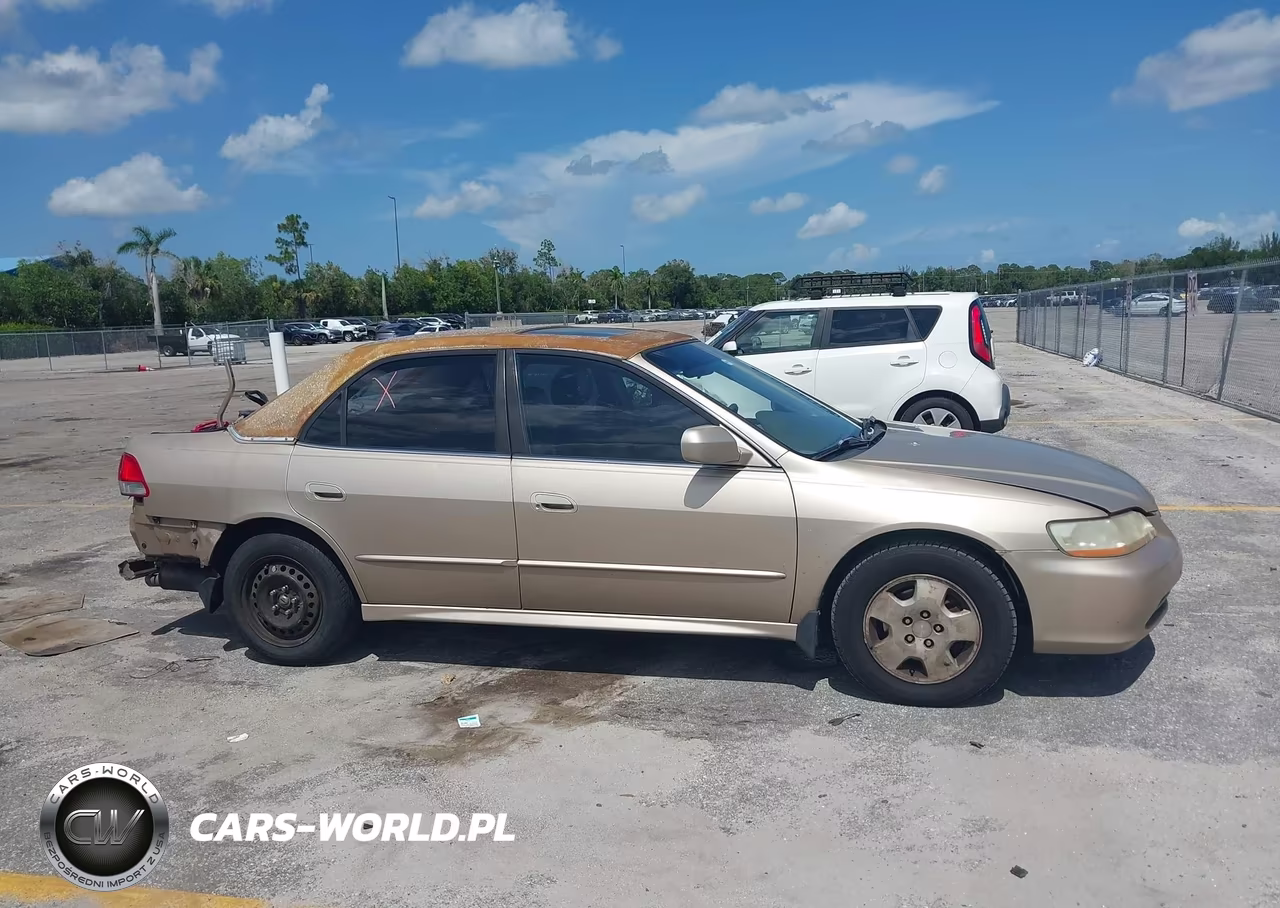 2002 Honda Accord 3.0 Ex VIN:1HGCG16592A062884 - 14