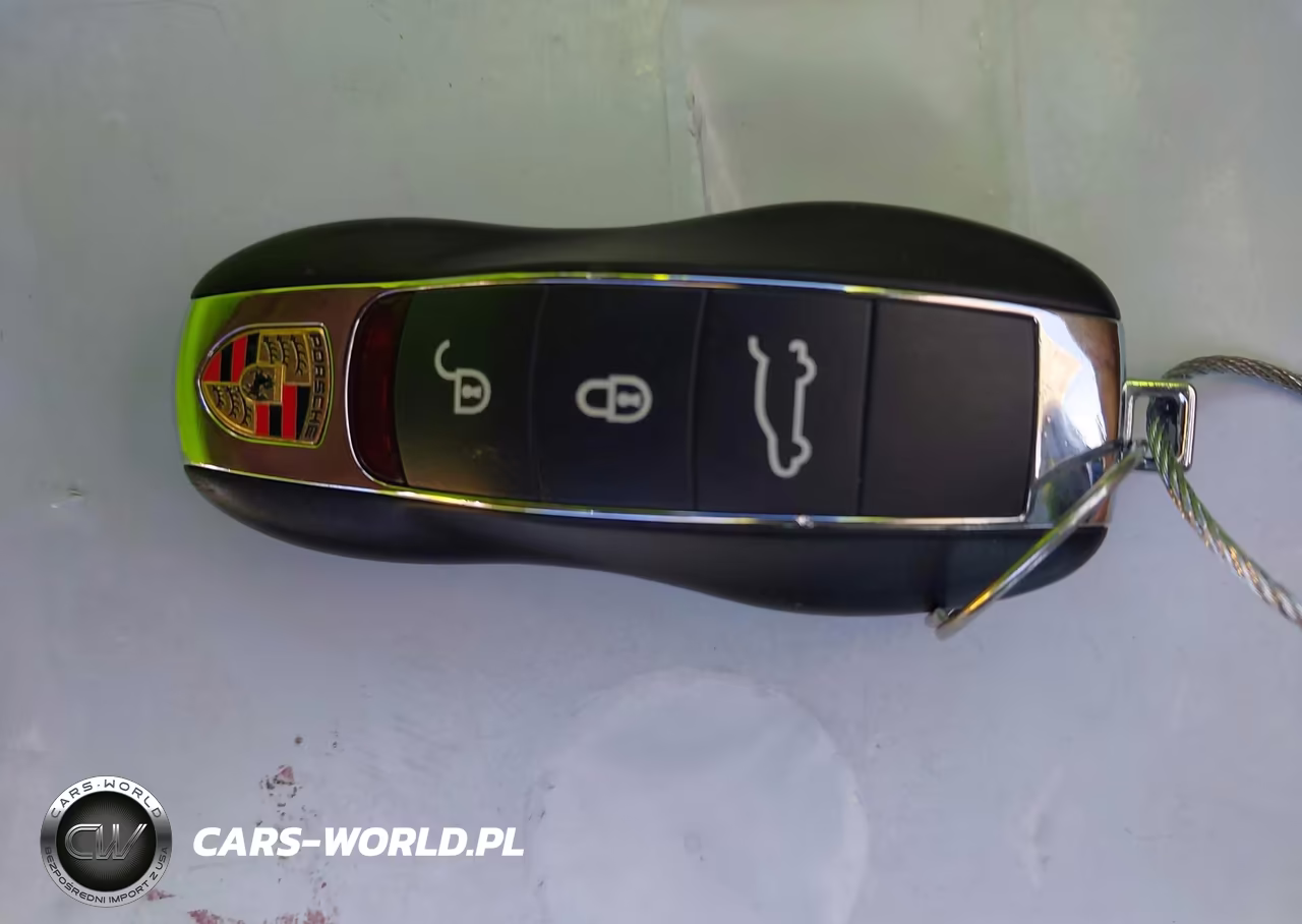 2016 Porsche Cayenne E-Hybrid S VIN:WP1AE2A21GLA64332 - 11