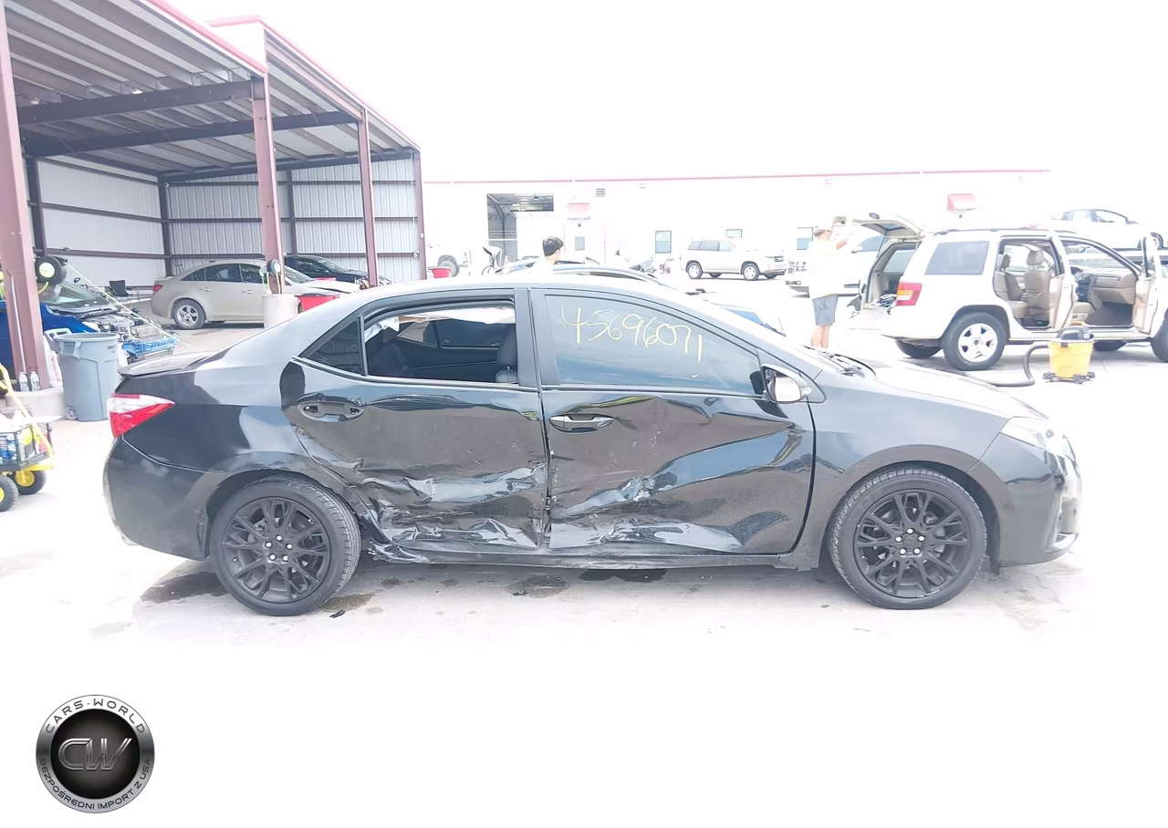 2016 Toyota Corolla S W-Special Edition Pkg VIN:2T1BURHE2GC571538 - 14