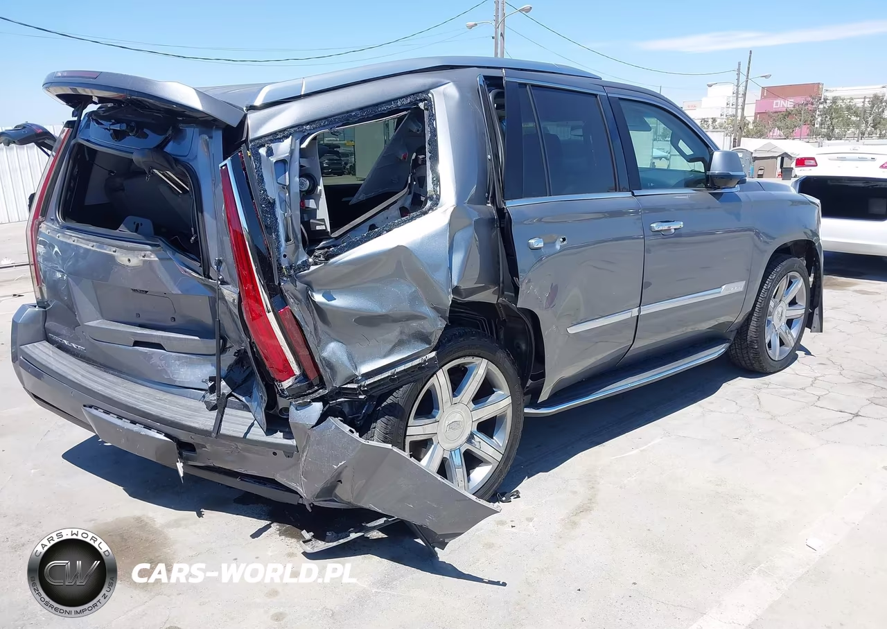 2019 Cadillac Escalade Luxury VIN:1GYS3BKJ0KR102103 - 4