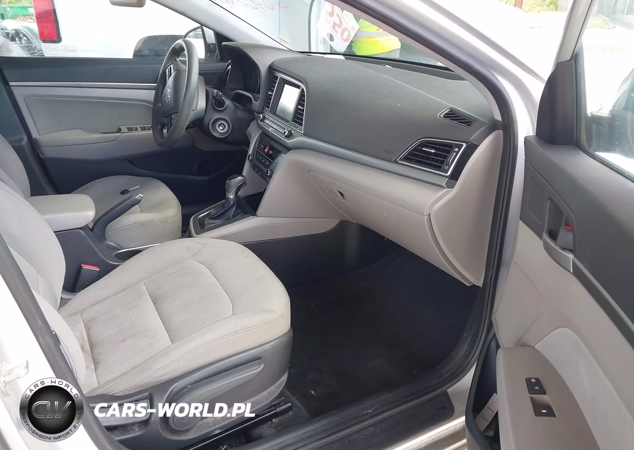 2018 Hyundai Elantra Sel VIN:5NPD84LFXJH230053 - 5
