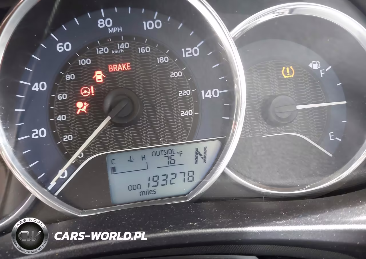 2014 Toyota Corolla Le VIN:5YFBURHE1EP165750 - 15