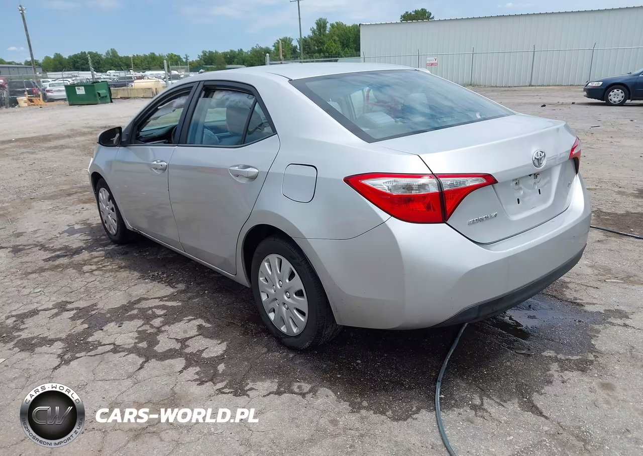 2014 Toyota Corolla Le VIN:5YFBURHE1EP165750 - 3