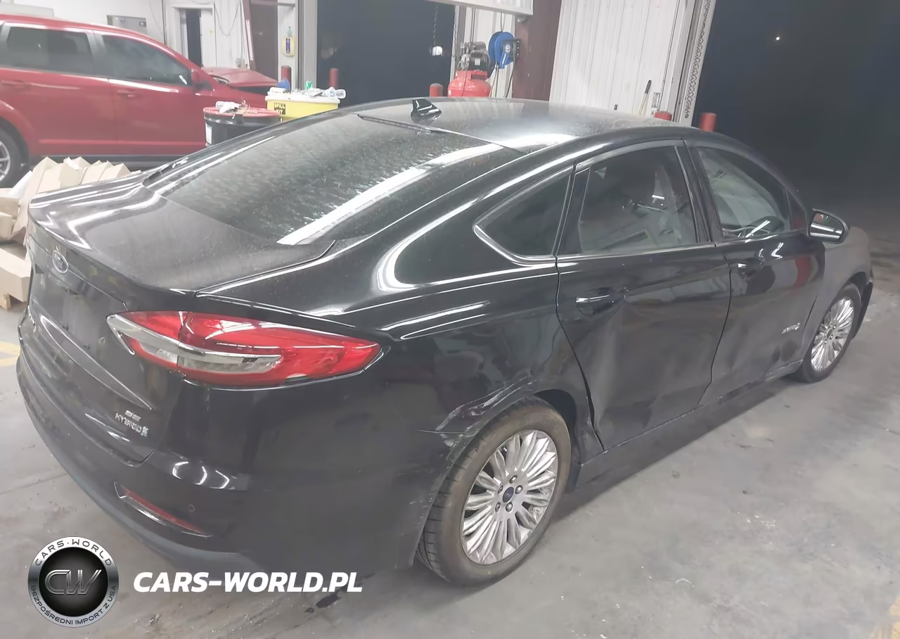 2019 Ford Fusion Hybrid Se VIN:3FA6P0LU6KR148859 - 4