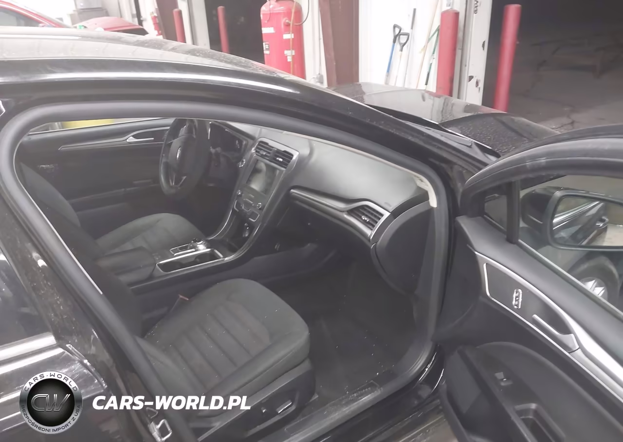 2019 Ford Fusion Hybrid Se VIN:3FA6P0LU6KR148859 - 5