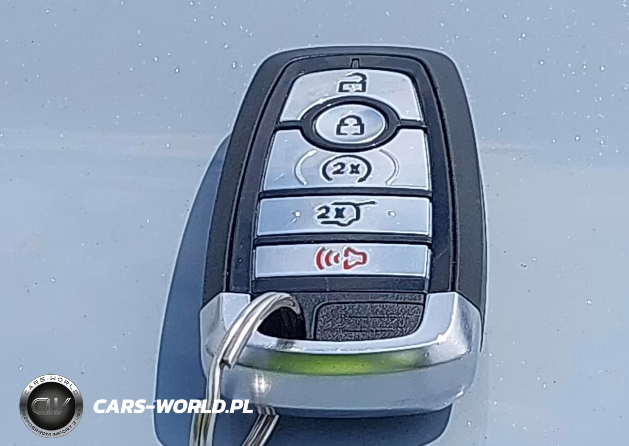 2025 Ford Expedition Platinum VIN:1FMJU1M80SEA21690 - 10
