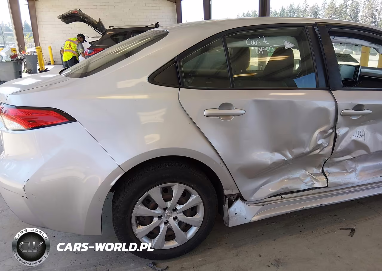 2020 Toyota Corolla Le VIN:JTDEPRAE4LJ079672 - 6