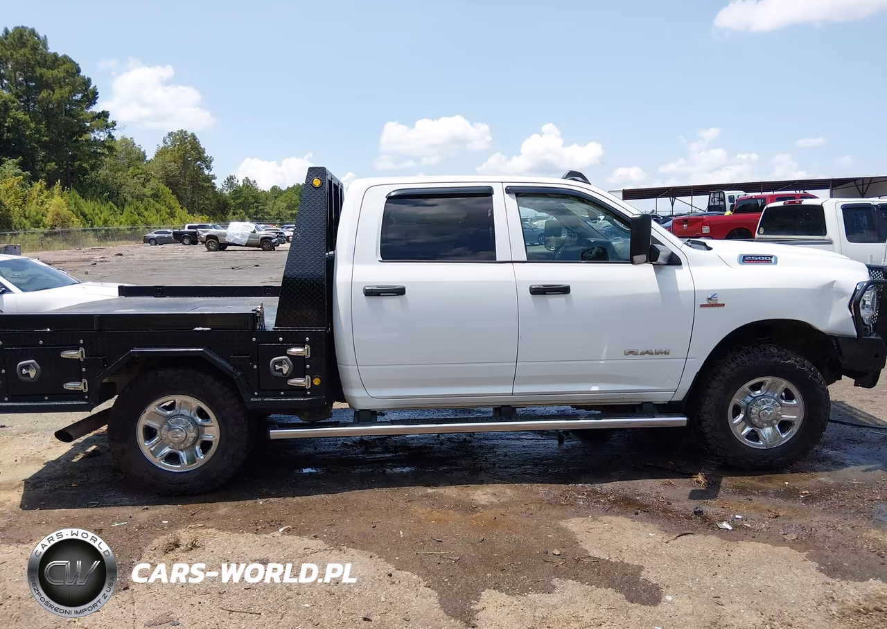 2020 Ram 2500 Tradesman 4X4 6'4 Box VIN:3C6UR5CL0LG145976 - 13