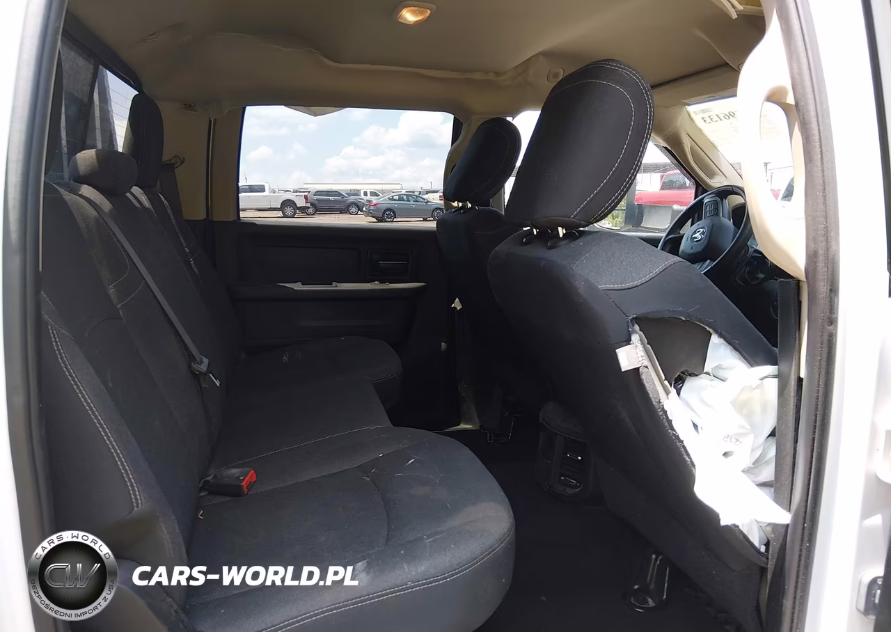 2020 Ram 2500 Tradesman 4X4 6'4 Box VIN:3C6UR5CL0LG145976 - 8