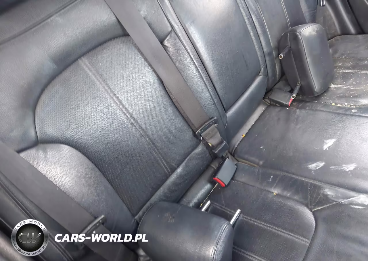 2010 Hyundai Tucson Limited VIN:KM8JU3AC8AU103899 - 8
