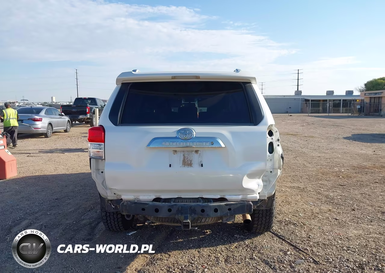 2011 Toyota 4Runner Sr5 V6 VIN:JTEZU5JR3B5015213 - 17