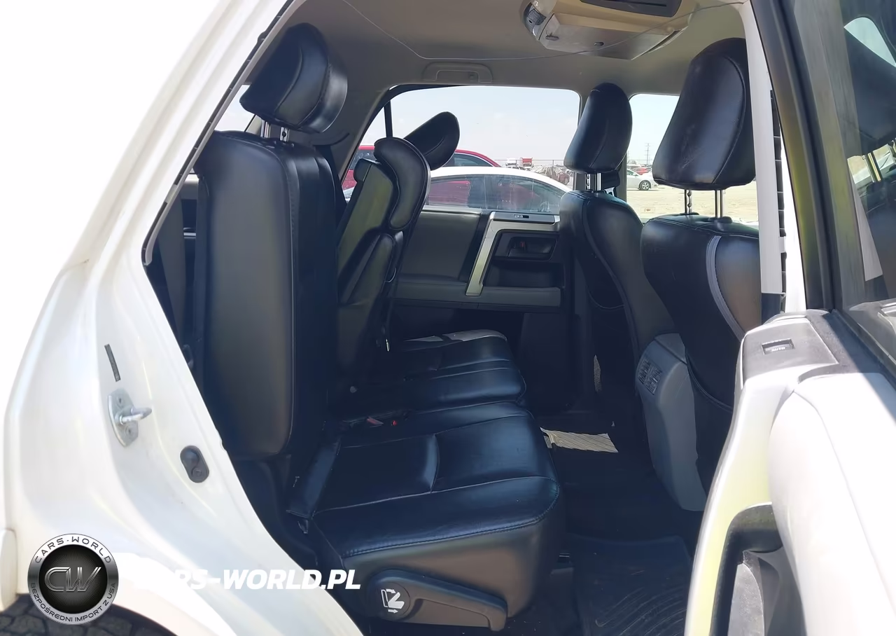 2011 Toyota 4Runner Sr5 V6 VIN:JTEZU5JR3B5015213 - 8