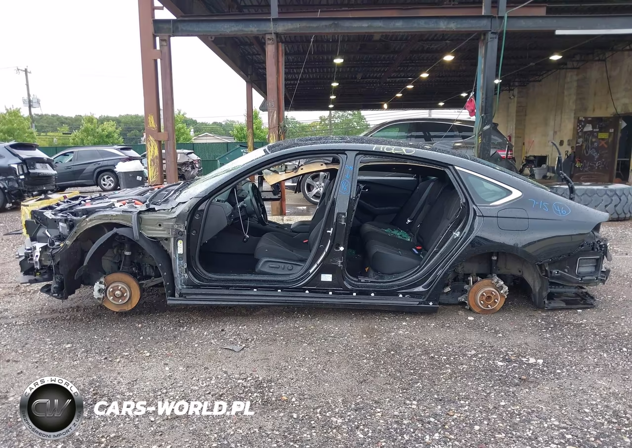 2024 Honda Accord Hybrid Sport VIN:1HGCY2F5XRA096796 - 15
