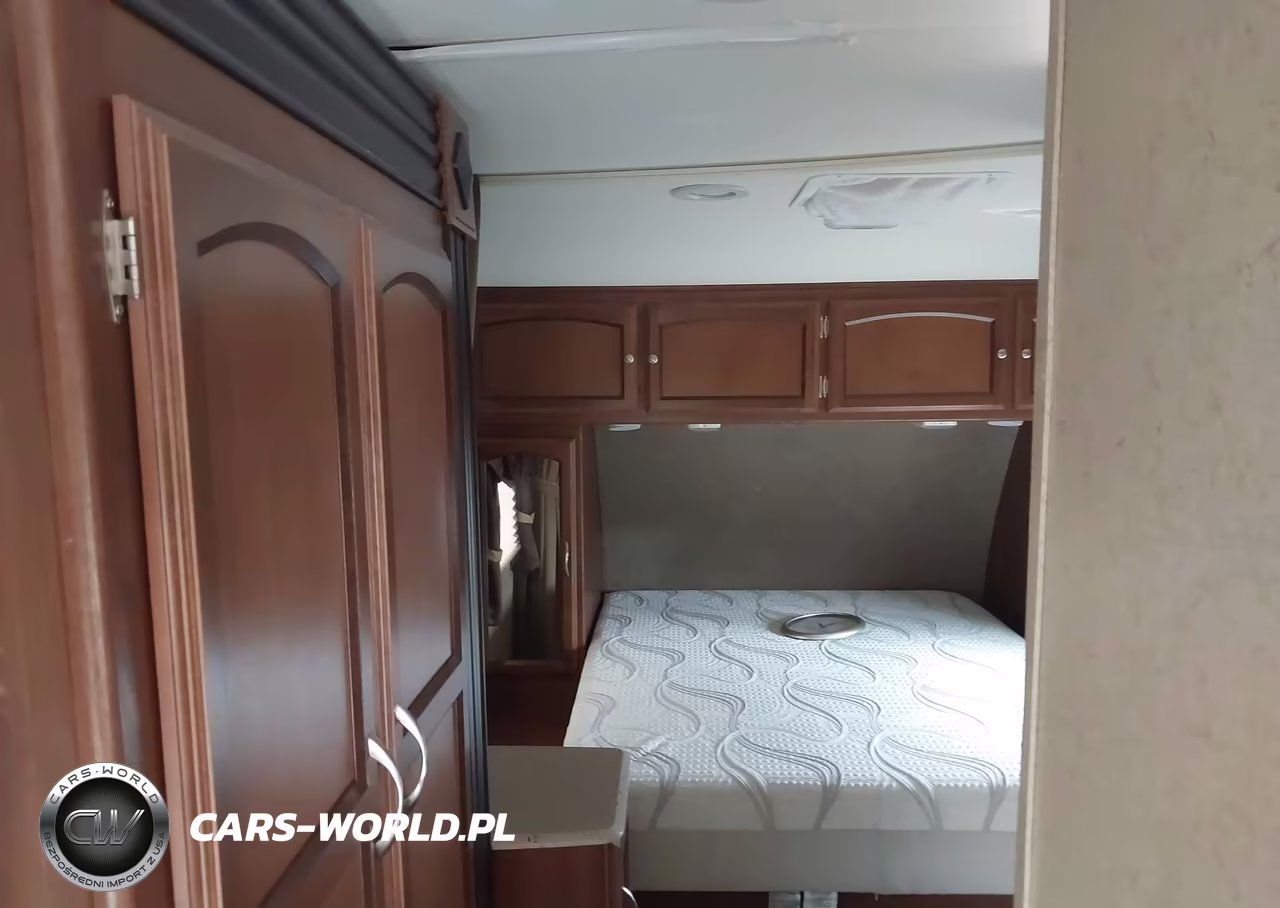 2016 Coachmen Trailer VIN:5ZT2FEPB6GA019943 - 8