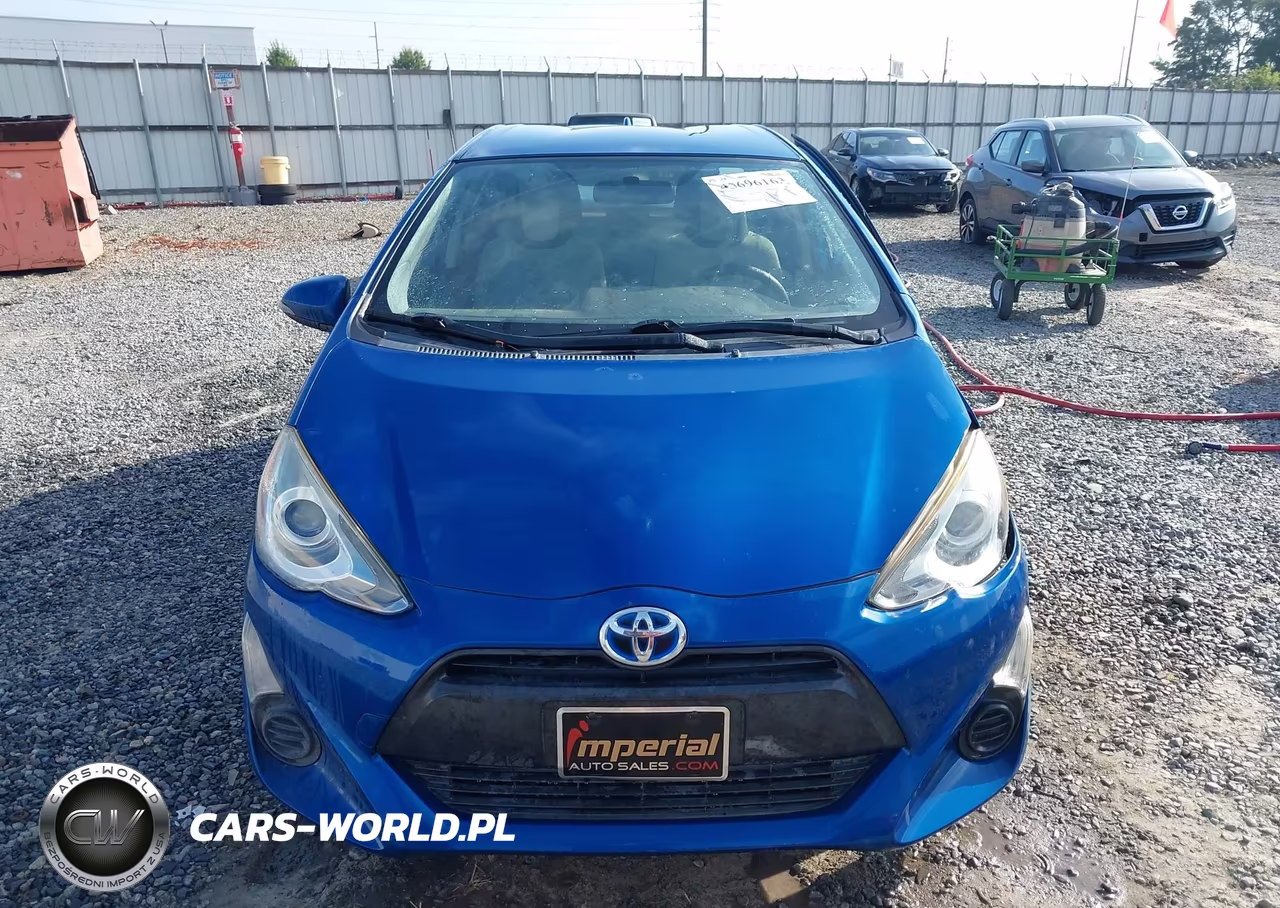 2015 Toyota Prius C One VIN:JTDKDTB31F1103985 - 12