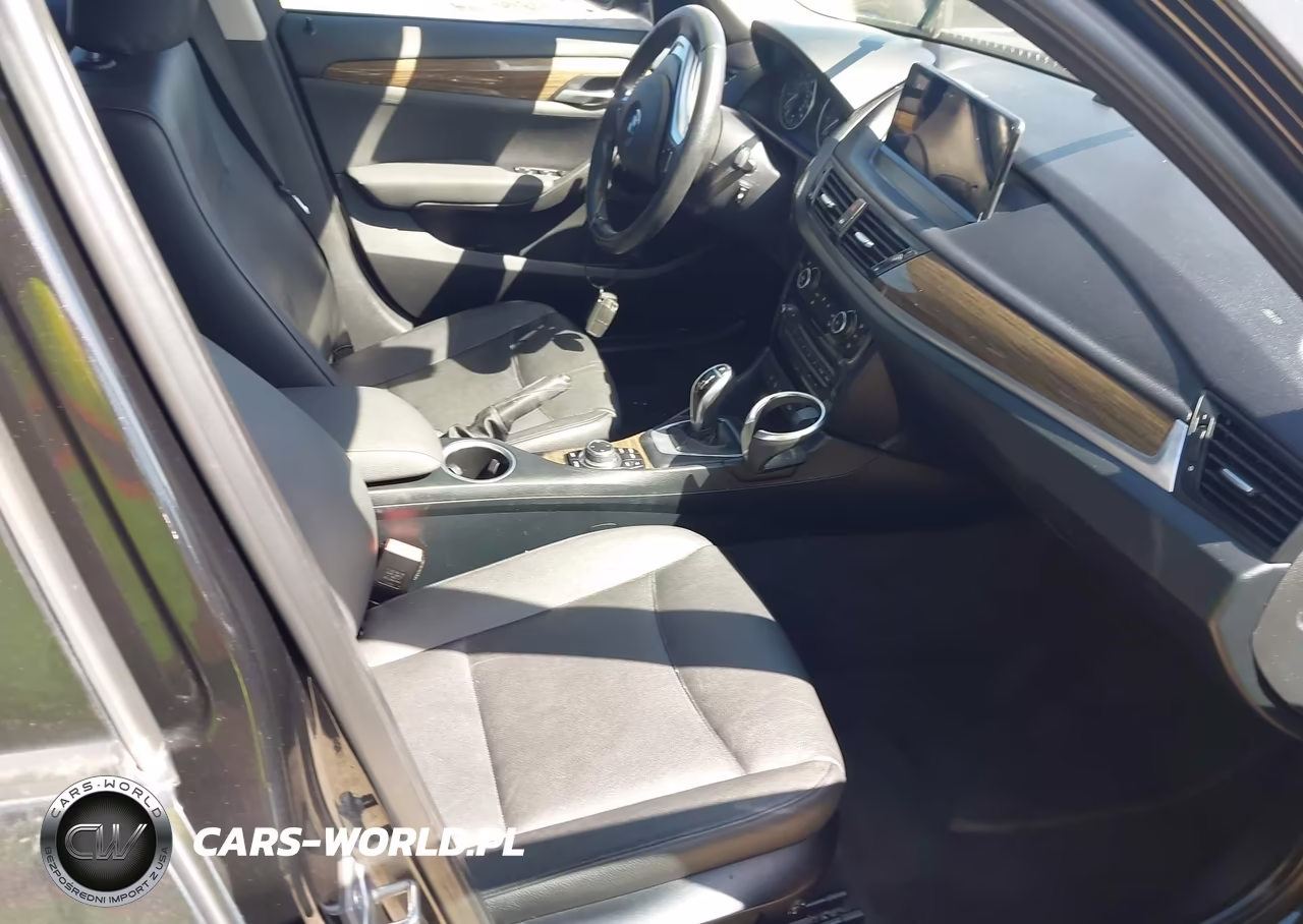 2015 BMW X1 xDrive28I VIN:WBAVL1C53FVY28028 - 5