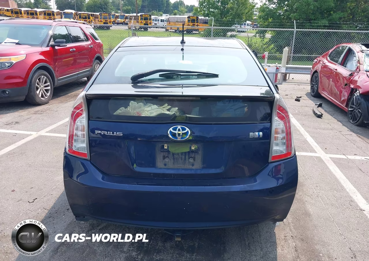 2012 Toyota Prius Two VIN:JTDKN3DU8C0333656 - 15