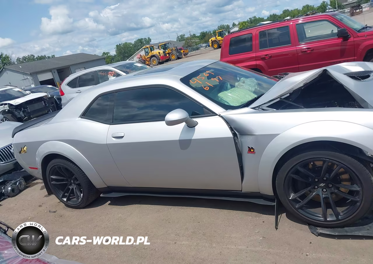 2023 Dodge Challenger R-T Scat Pack Widebody VIN:2C3CDZFJ3PH549417 - 14